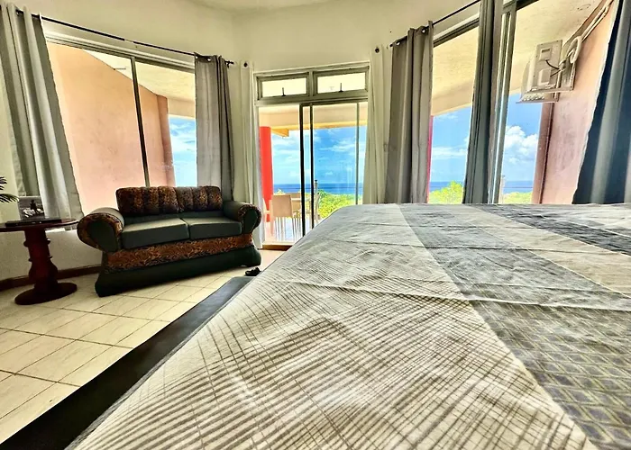 876 Oasis - A Private Oceanview